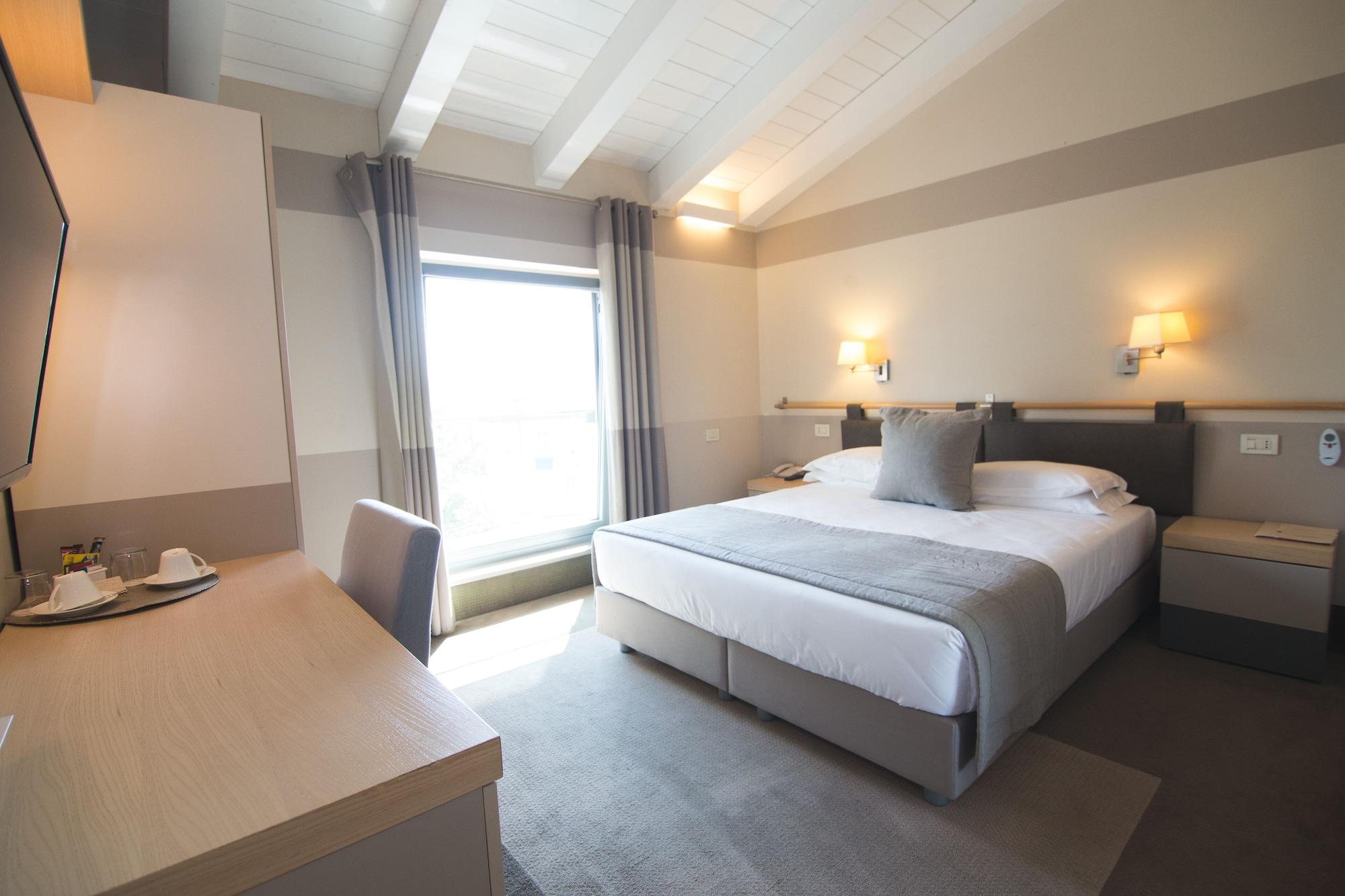 Hotel Le Corderie Триест Экстерьер фото
