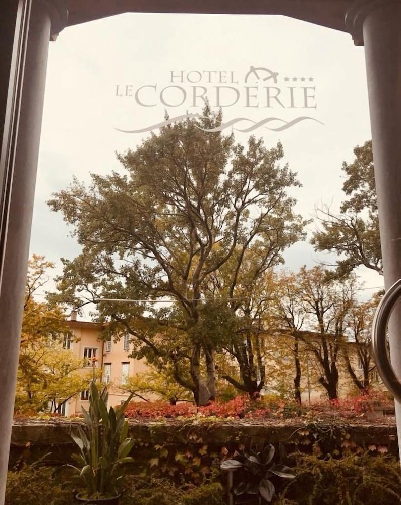 Hotel Le Corderie Триест Экстерьер фото